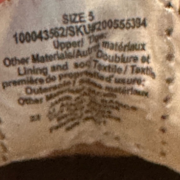 JANIE and JACK WINGTIP SNEAKER - Picture 11 of 12